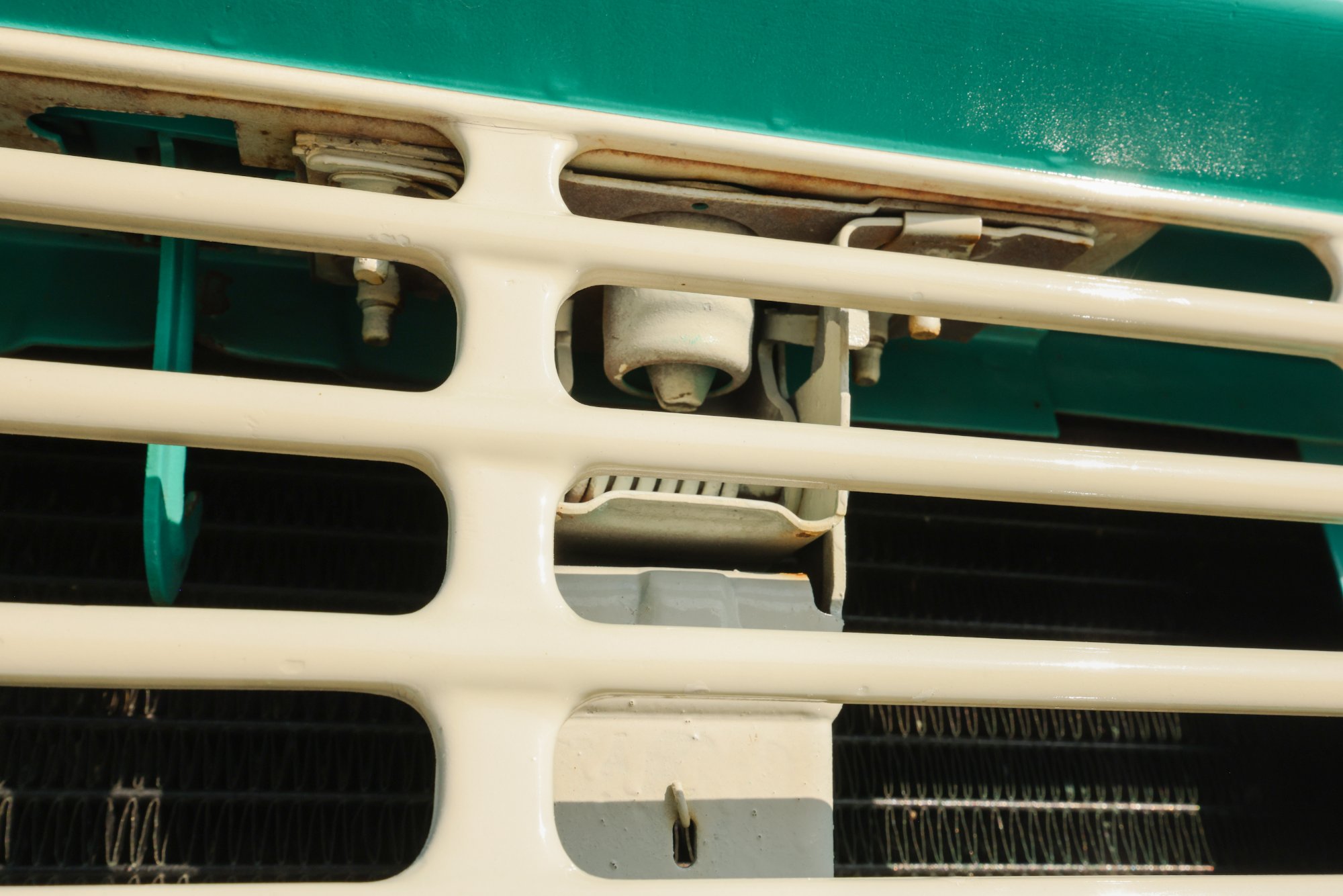 1967 Ford Bronco in Frost Turquoise Paint, exterior photo 48