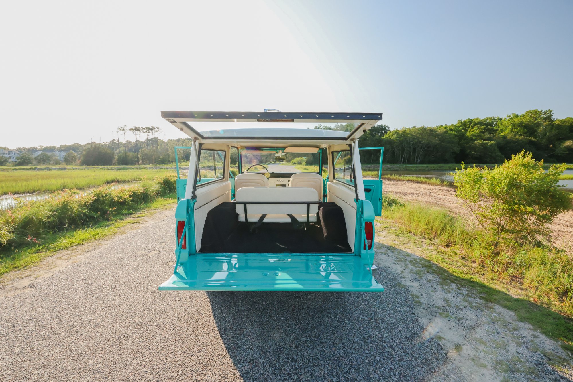 1967 Ford Bronco in Frost Turquoise Paint, exterior photo 56