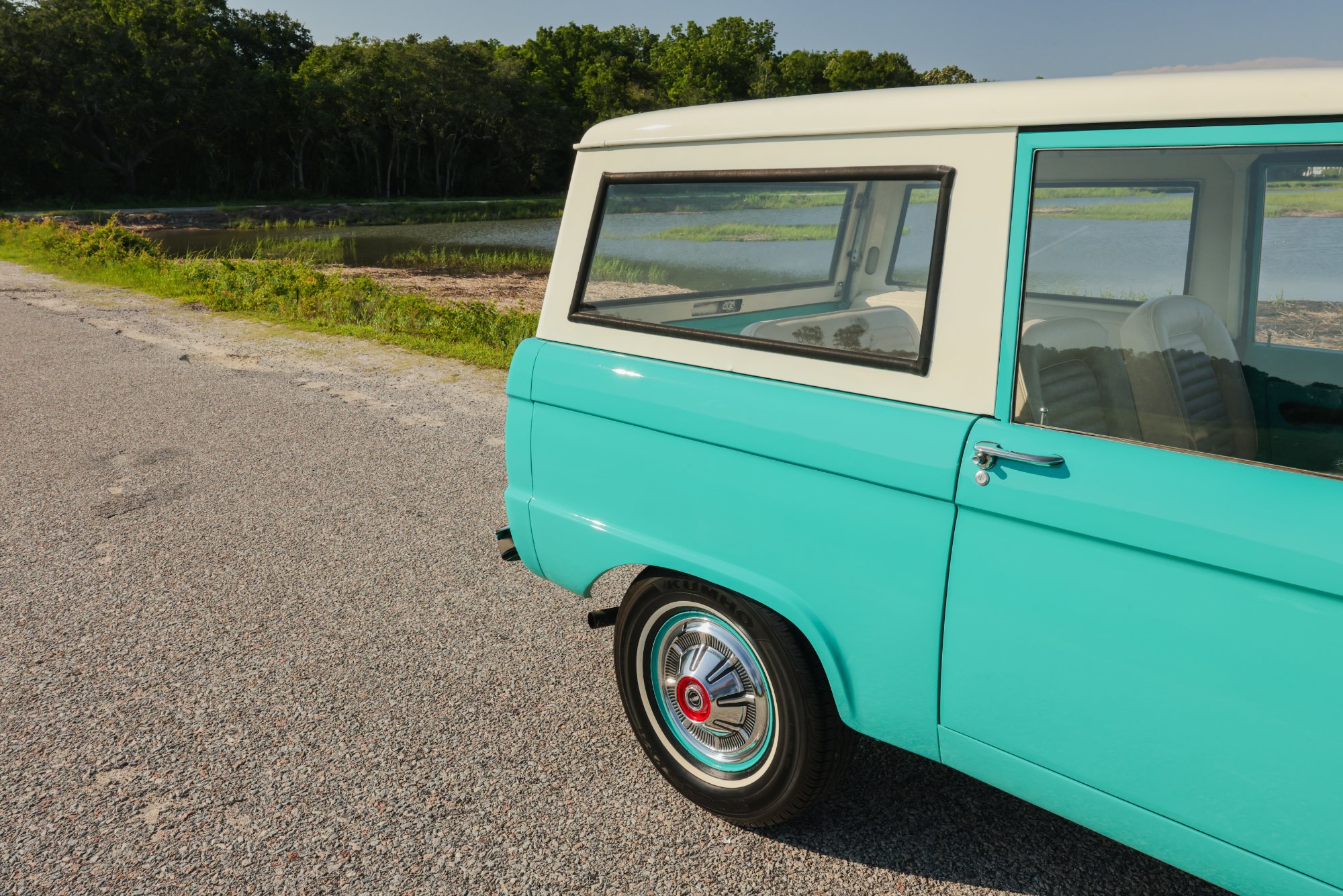 1967 Ford Bronco in Frost Turquoise Paint, exterior photo 8