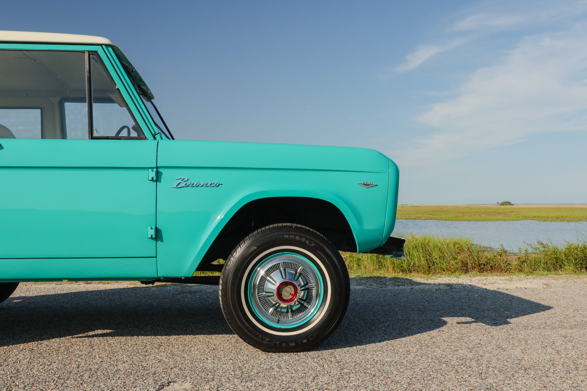 1967 Ford Bronco in Frost Turquoise Paint, exterior photo 13