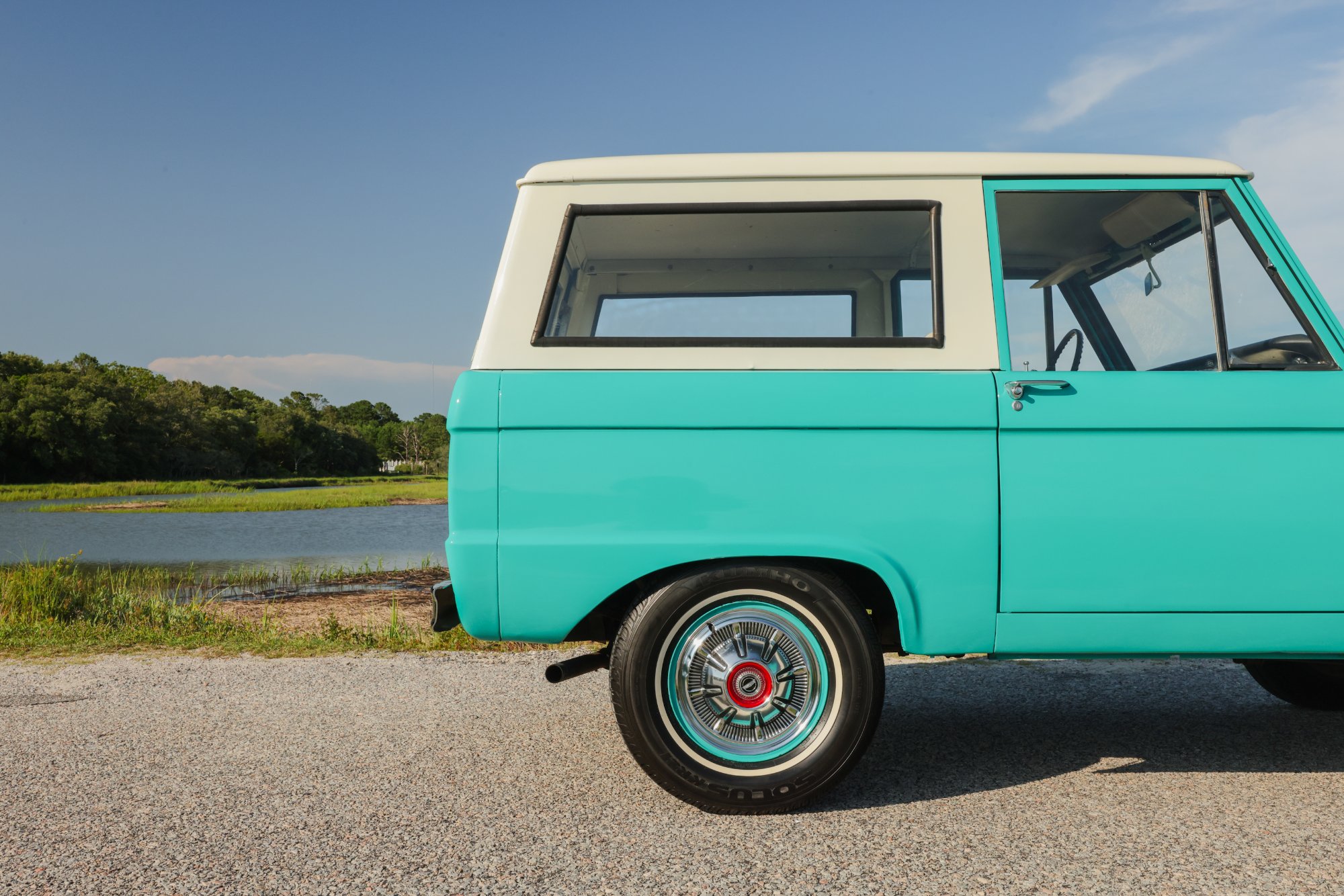 1967 Ford Bronco in Frost Turquoise Paint, exterior photo 7