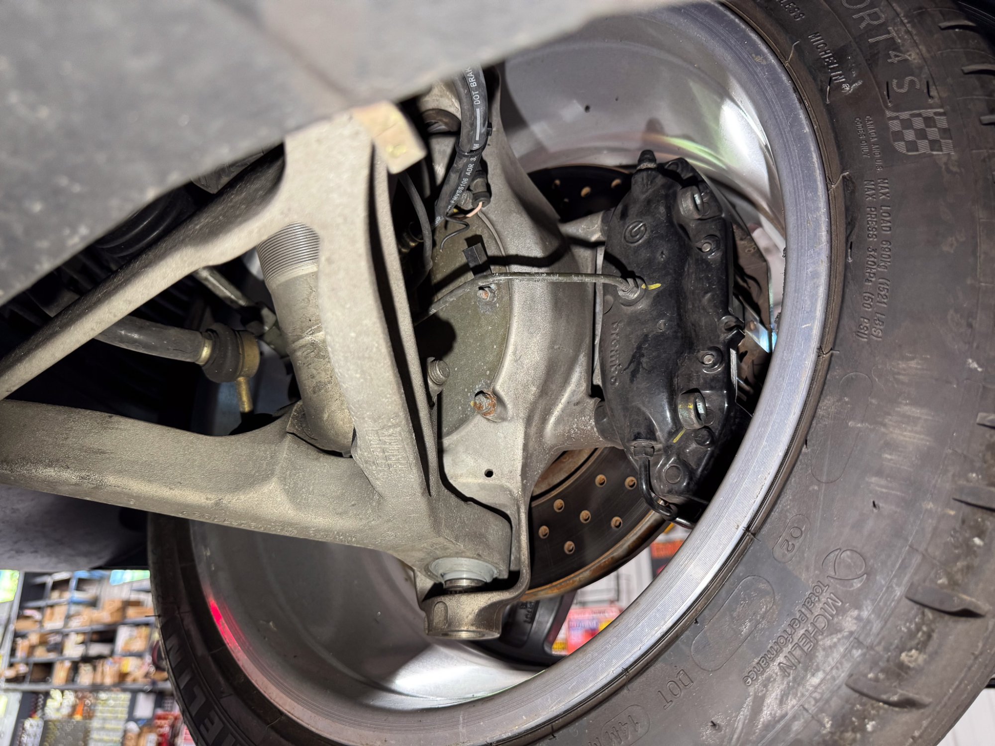 2000 Ferrari 360 Modena/Modena F1 in Grigio Titanio, undercarriage photo 4