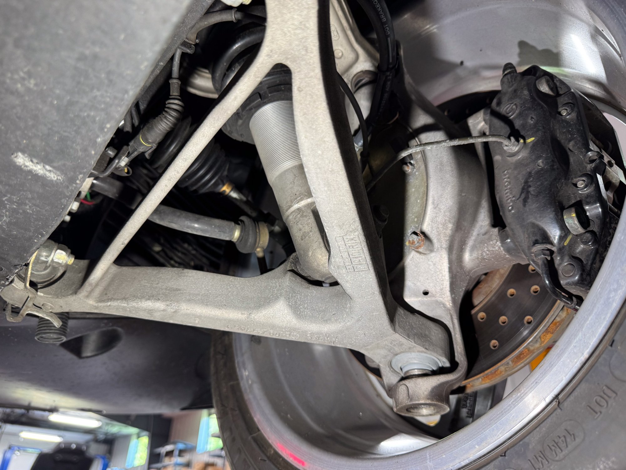 2000 Ferrari 360 Modena/Modena F1 in Grigio Titanio, undercarriage photo 36