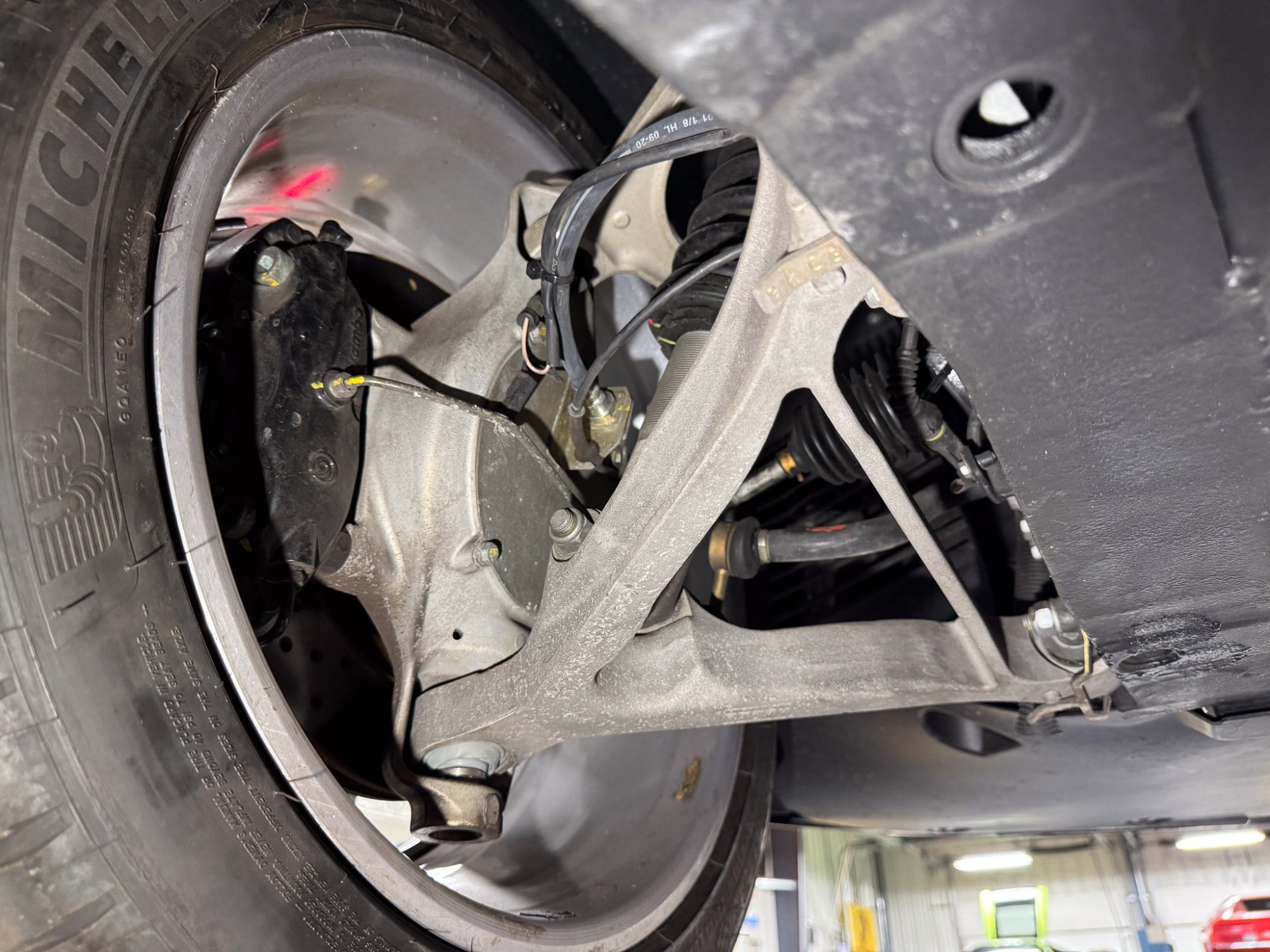 2000 Ferrari 360 Modena/Modena F1 in Grigio Titanio, undercarriage photo 37