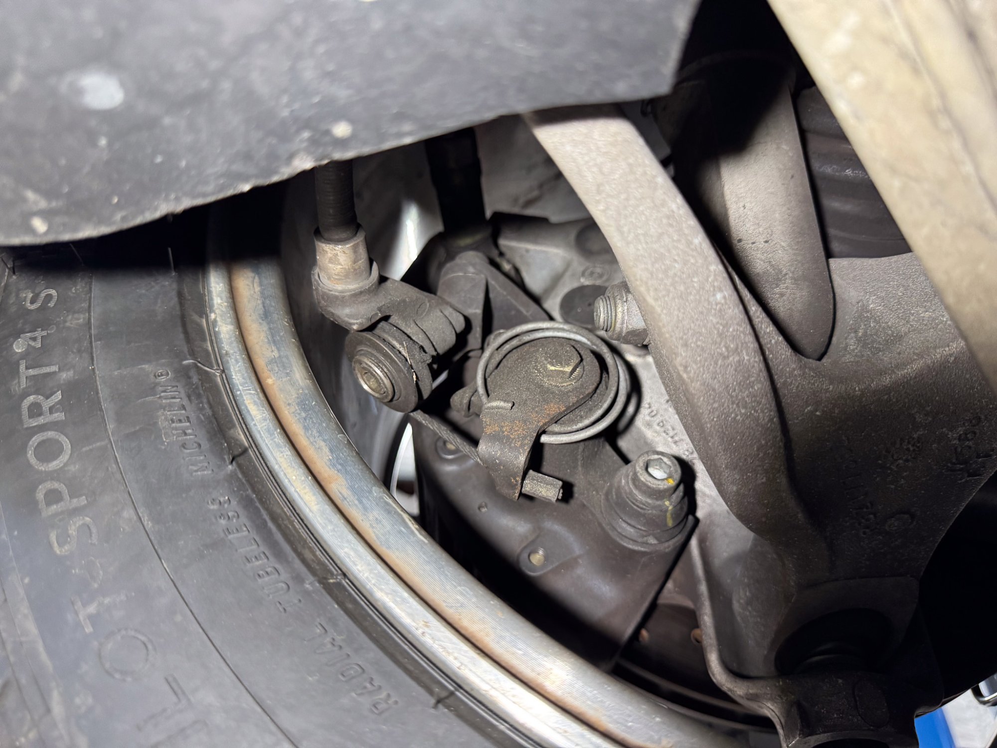 2000 Ferrari 360 Modena/Modena F1 in Grigio Titanio, undercarriage photo 12