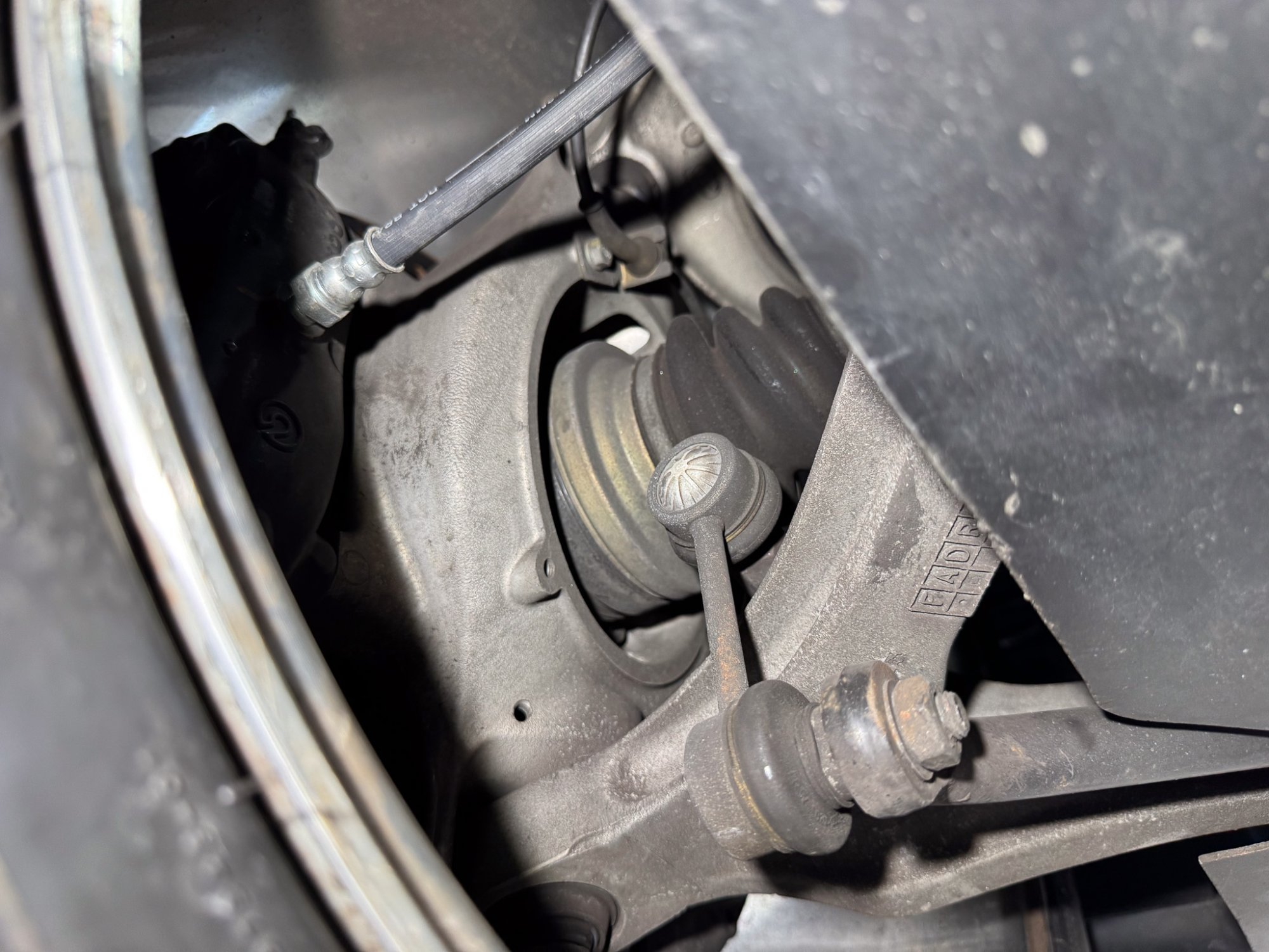 2000 Ferrari 360 Modena/Modena F1 in Grigio Titanio, undercarriage photo 18