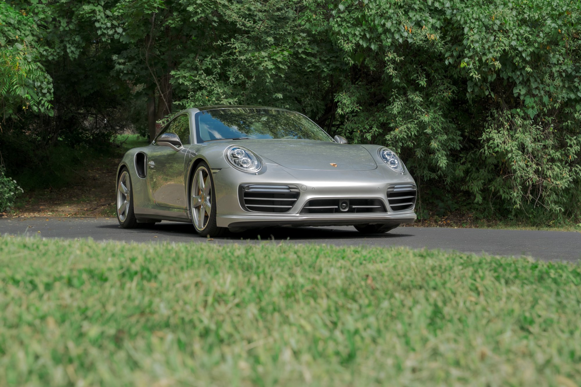 2018 Porsche 911 Turbo S - Photo 38