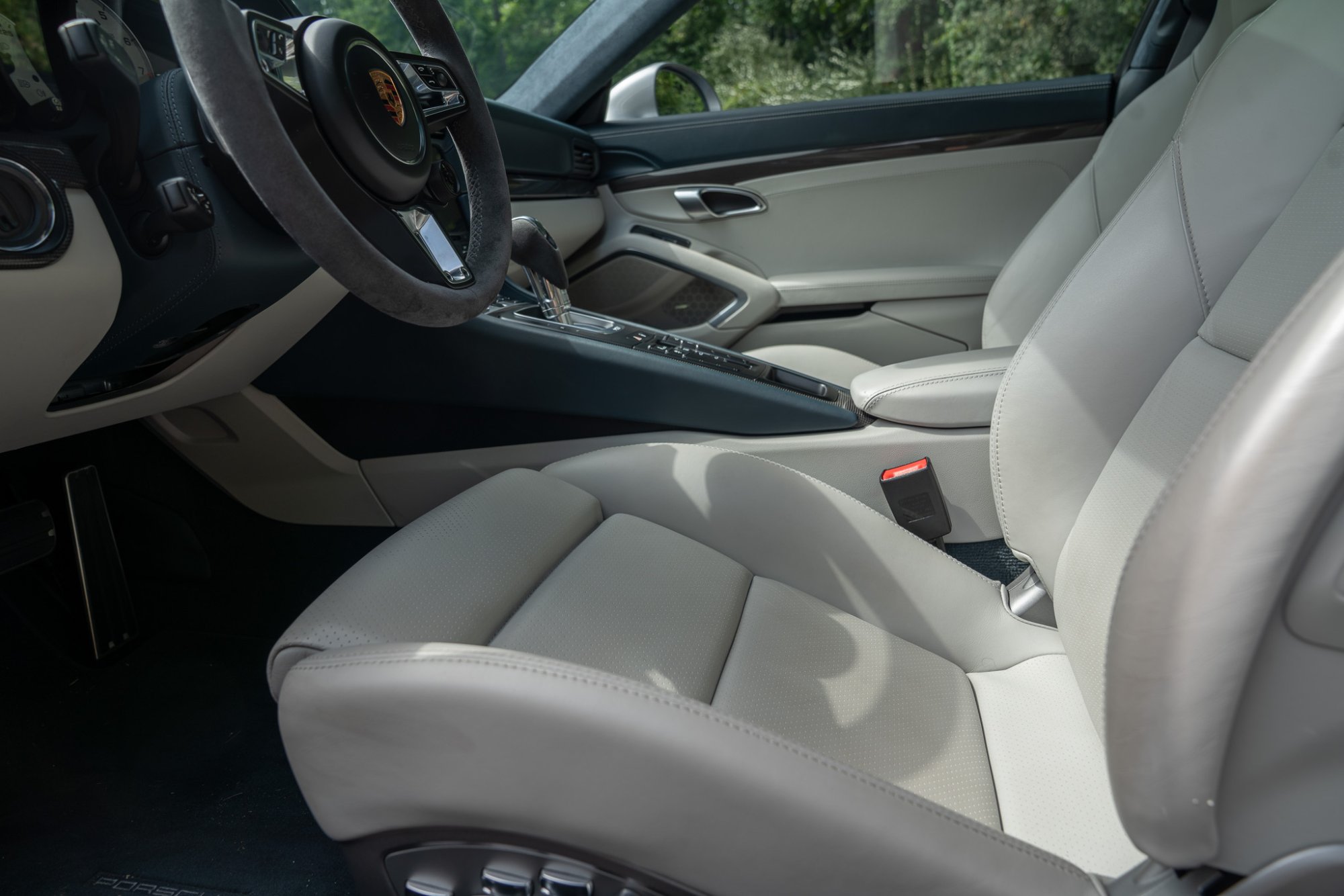 2018 Porsche 911 Turbo S - Photo 43