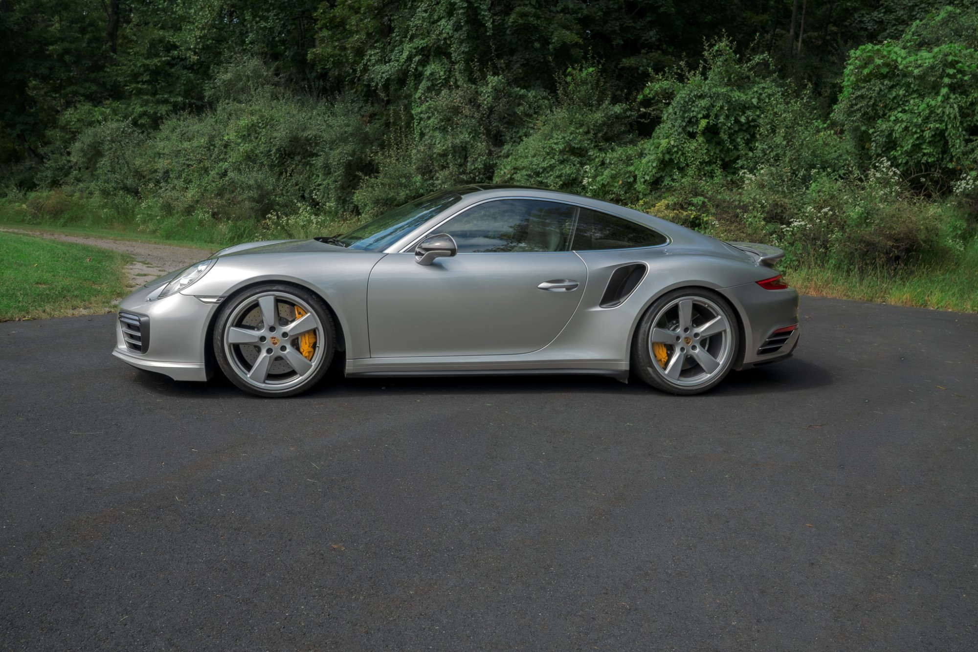2018 Porsche 911 Turbo S - Photo 7