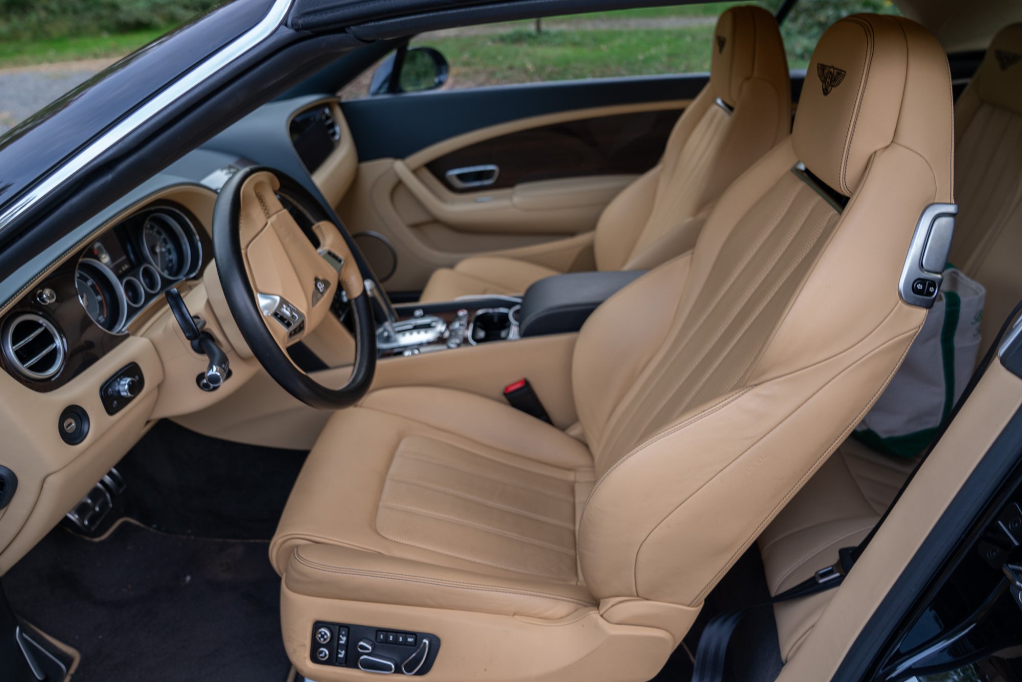 2014 Bentley GTC V8 S GTC, interior photo 5